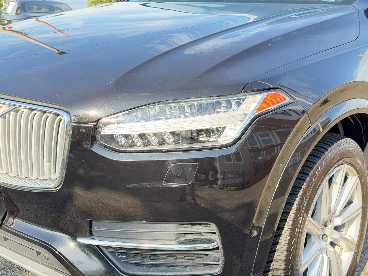 Used 2016 Volvo XC90 T6 Inscription w/ Vision Package AWD/4WD image 9