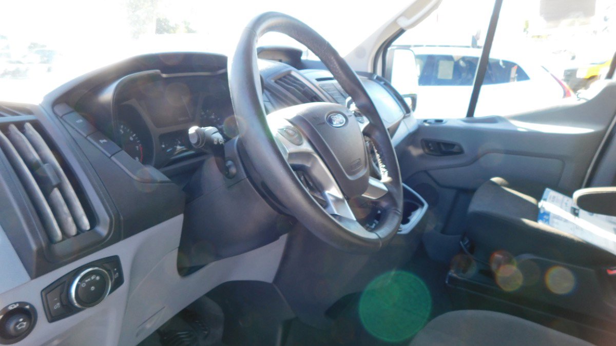 Used 2018 Ford Transit 150 XLT RWD image 18