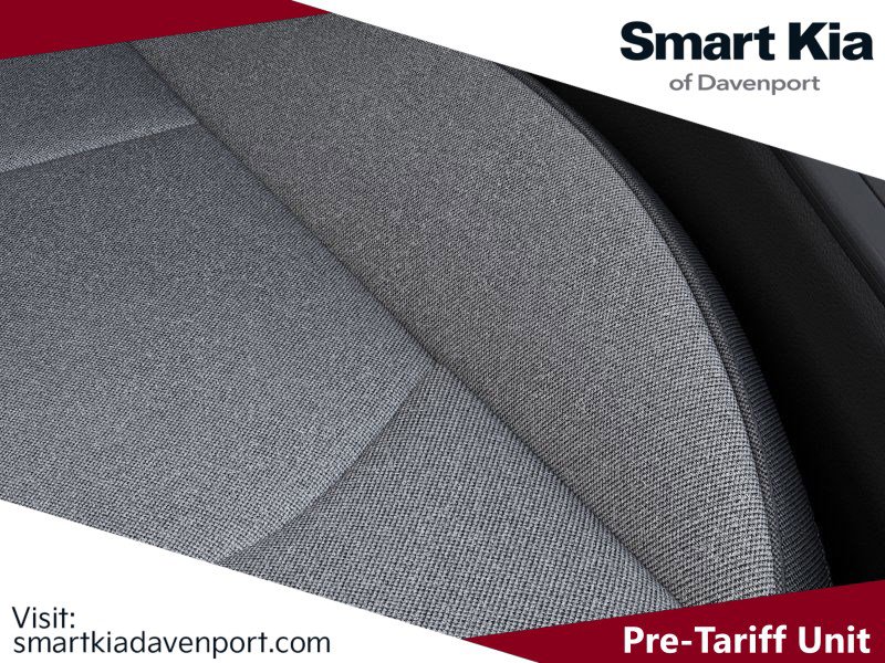 New 2025 Kia K4 LXS image 25