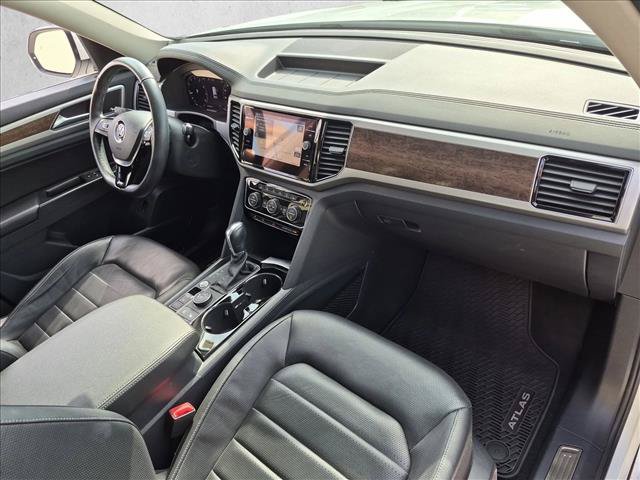 Used 2018 Volkswagen Atlas SEL Premium AWD/4WD image 25