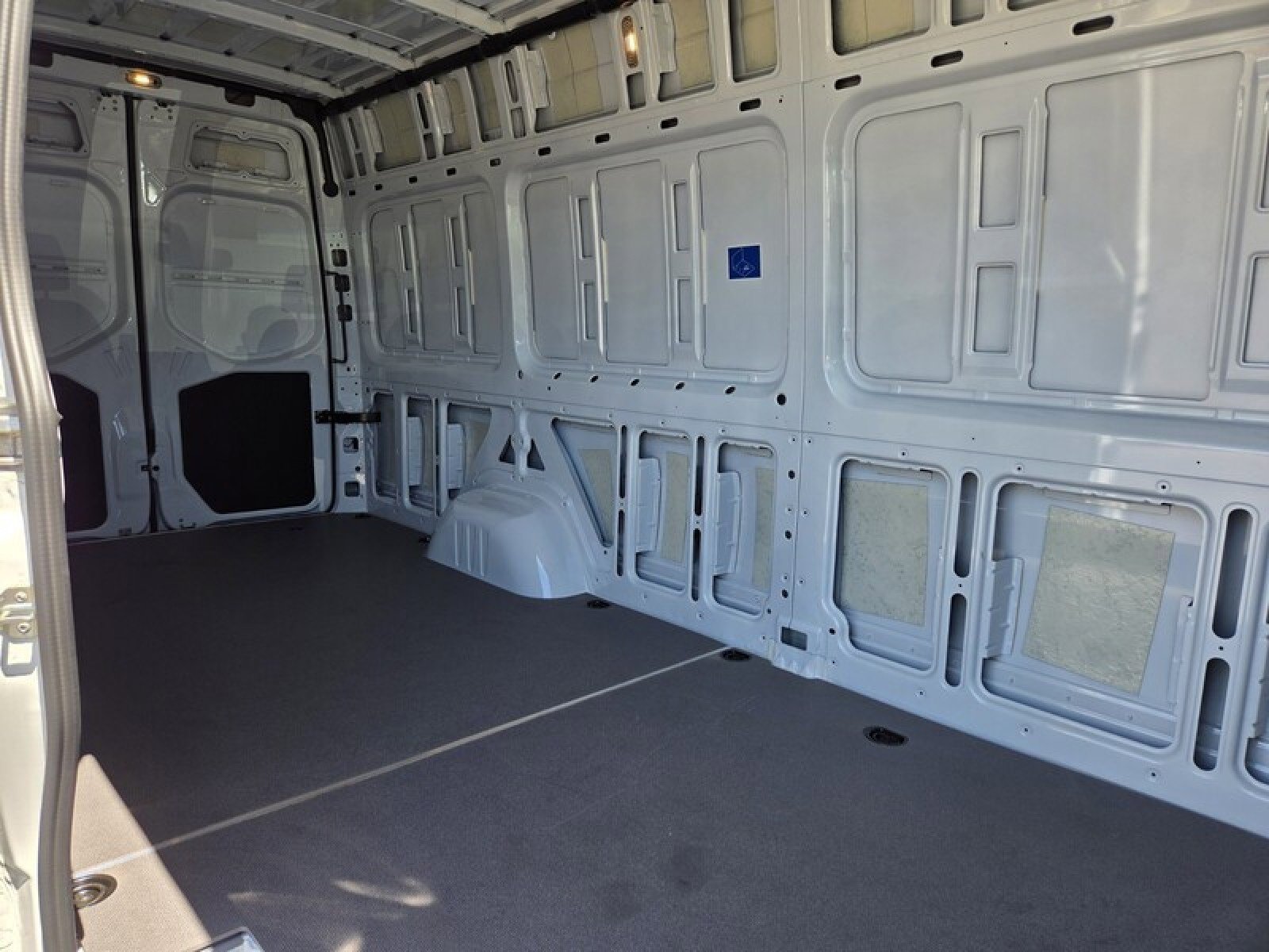 New 2025 Mercedes-Benz Sprinter 2500 image 16