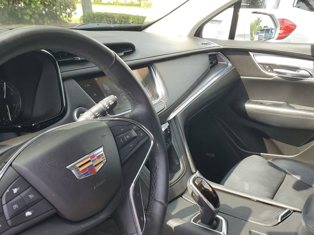 Used 2019 Cadillac XT5 Premium Luxury w/ Driver Assist Package image 22