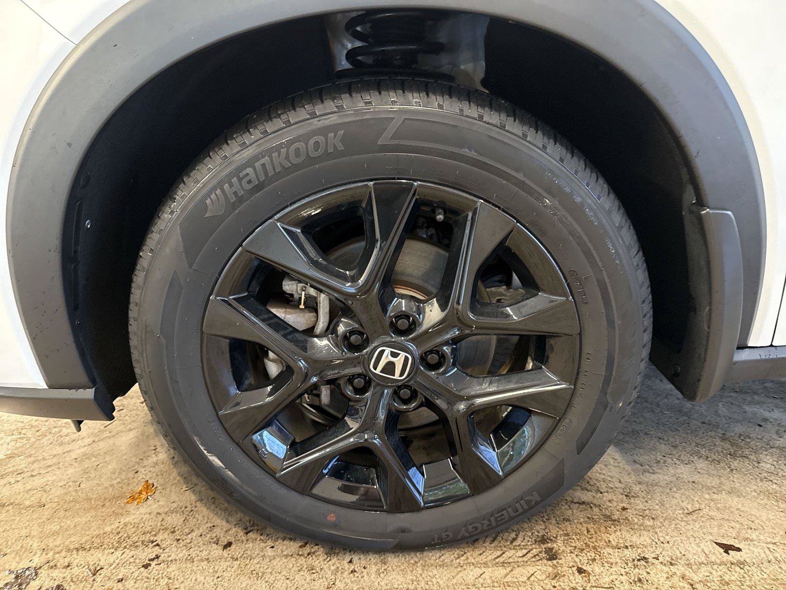 Used 2024 Honda HR-V Sport image 18