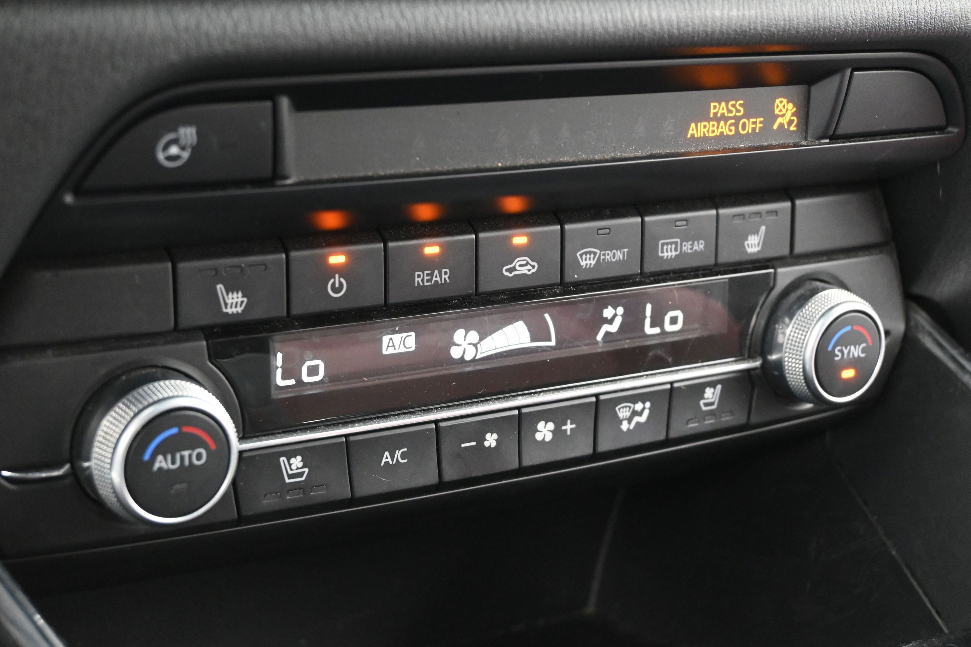 Used 2023 MAZDA CX-9 Carbon Edition AWD/4WD image 19