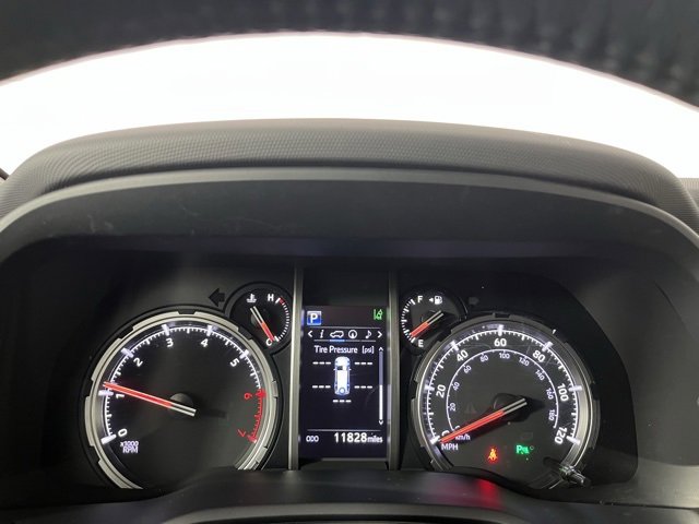 Used 2023 Toyota 4Runner Limited image 16