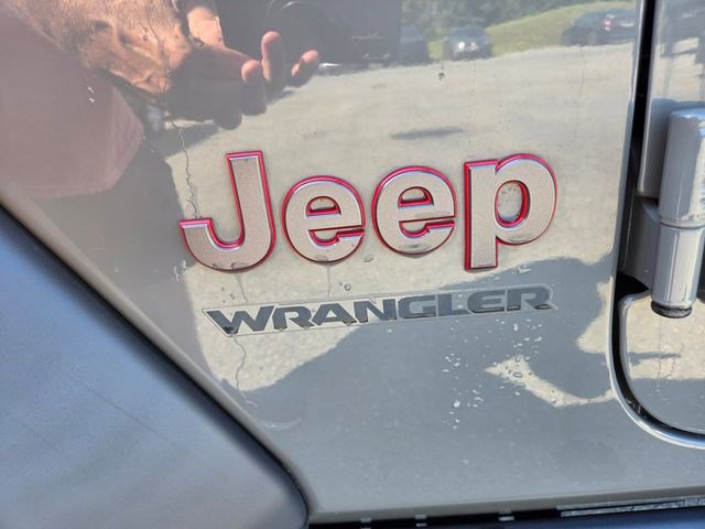 Used 2021 Jeep Wrangler Rubicon AWD/4WD image 24