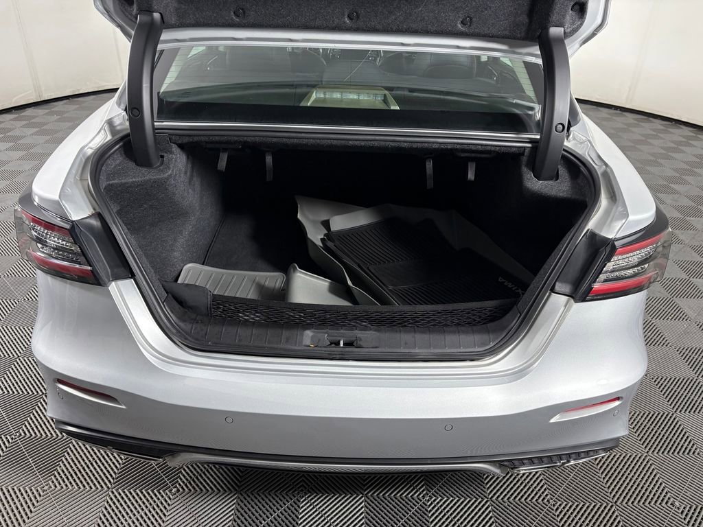 Used 2020 Nissan Maxima Platinum w/ Sport Mat Group FWD image 32