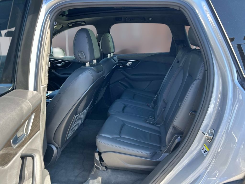 Used 2022 Audi Q7 3.0T Premium image 12