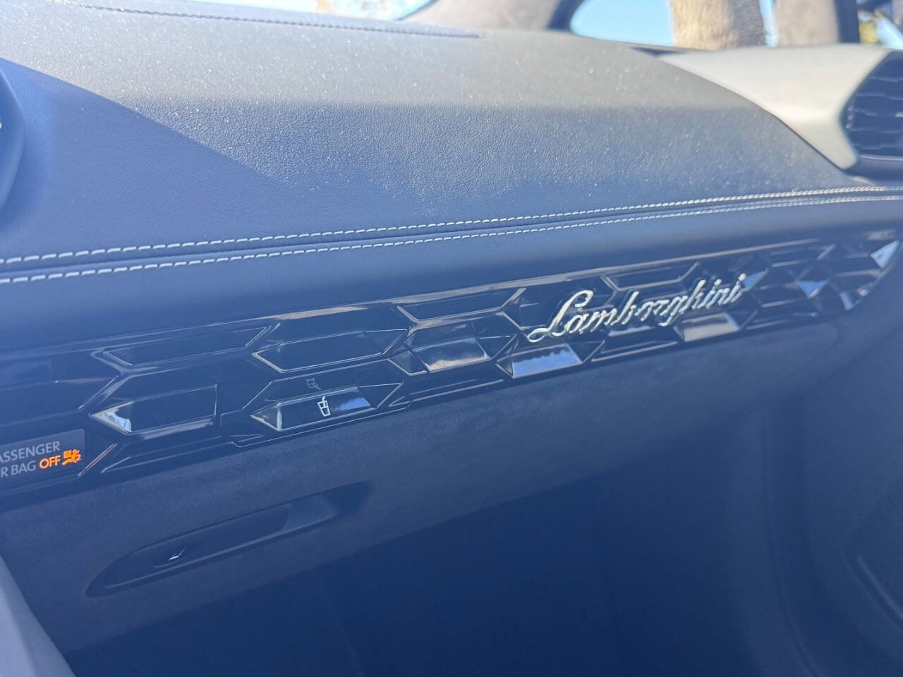 Used 2022 Lamborghini Huracan EVO image 78