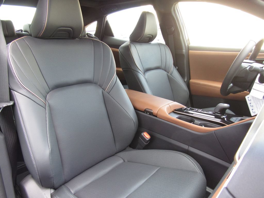 New 2026 Toyota Crown w/ Advanced Technology Package AWD/4WD image 21