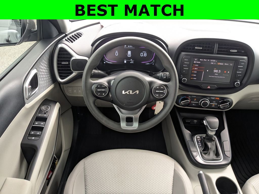 Used 2025 Kia Soul LX w/ LX Technology Package image 14