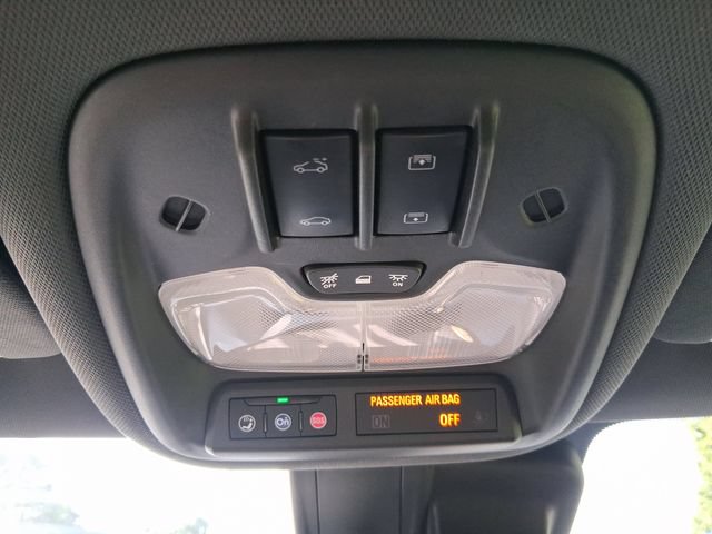 Used 2023 Chevrolet TrailBlazer RS w/ Sun and Liftgate Package AWD/4WD image 25
