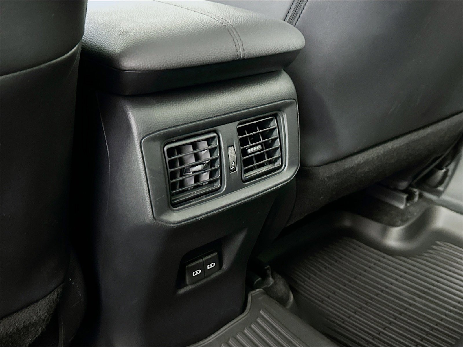 Used 2024 Toyota RAV4 XSE w/ Advanced Technology Package image 27