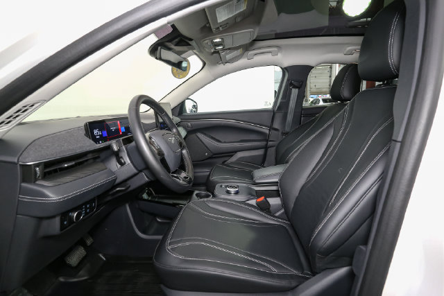 Used 2024 Ford Mustang Mach-E Premium AWD/4WD image 38