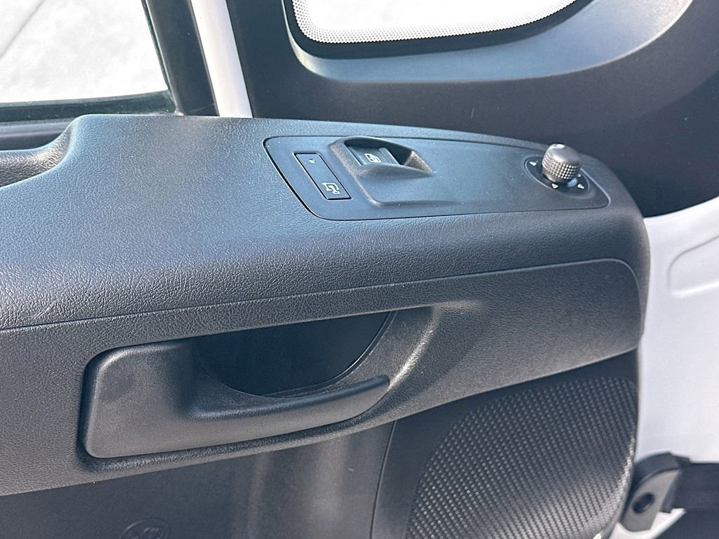 Used 2024 RAM ProMaster 3500 w/ Delivery Van Package image 24