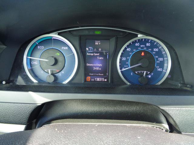 Used 2015 Toyota Camry XLE w/ Moonroof Package FWD image 38