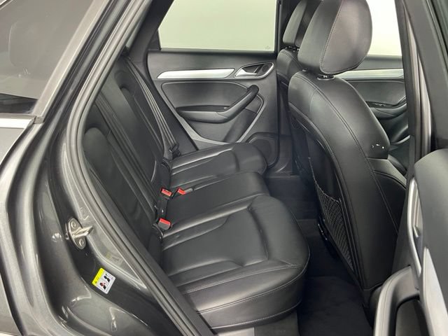 Used 2018 Audi Q3 2.0T Premium Plus w/ Premium Plus Package AWD/4WD image 31