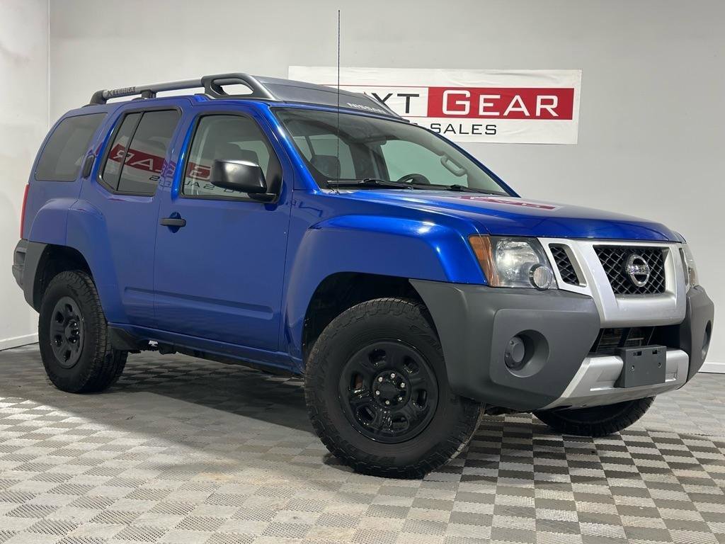 Used 2015 Nissan Xterra X image 1