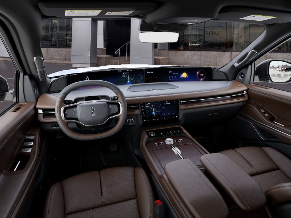 New 2027 Lincoln Navigator Reserve AWD/4WD image 9