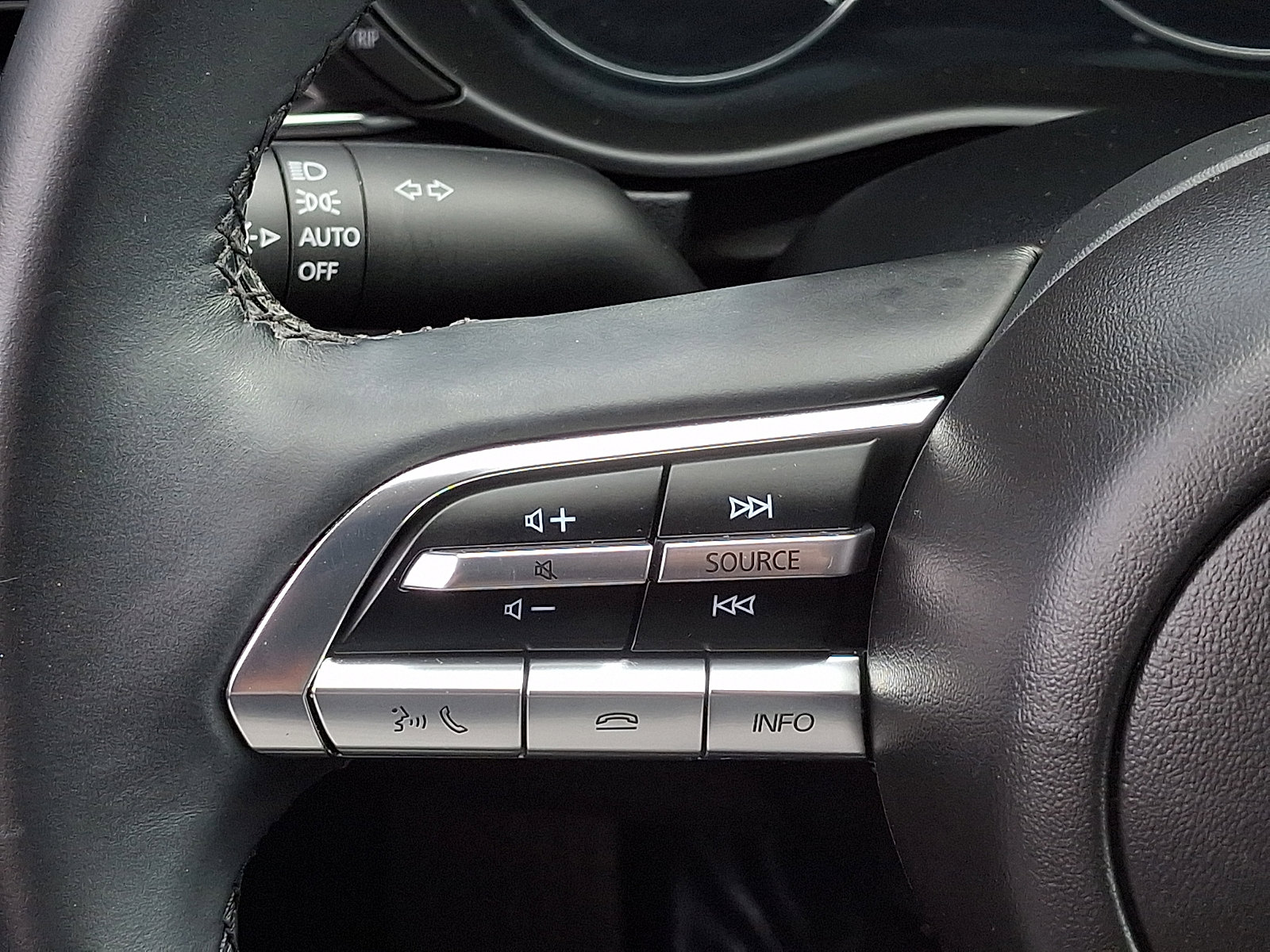 Used 2023 MAZDA CX-30 AWD 2.5 S w/ Preferred Package image 21