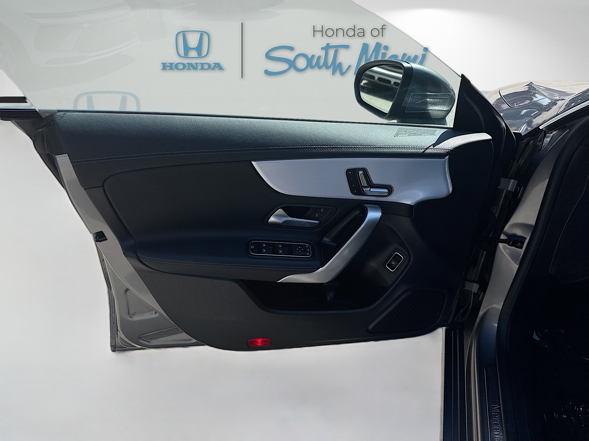 Used 2025 Mercedes-Benz CLA 250 image 19