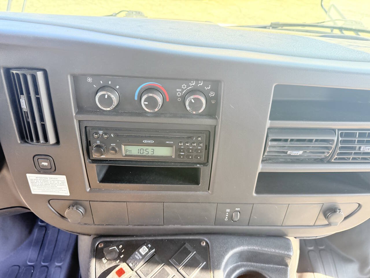 Used 2009 Chevrolet Express 3500 w/ School Bus Package RWD image 11