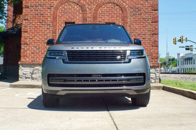 Used 2023 Land Rover Range Rover Long Wheelbase Autobiography AWD/4WD image 2