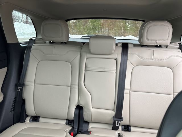 Used 2025 Lincoln Corsair Reserve w/ Equipment Group 202A image 37