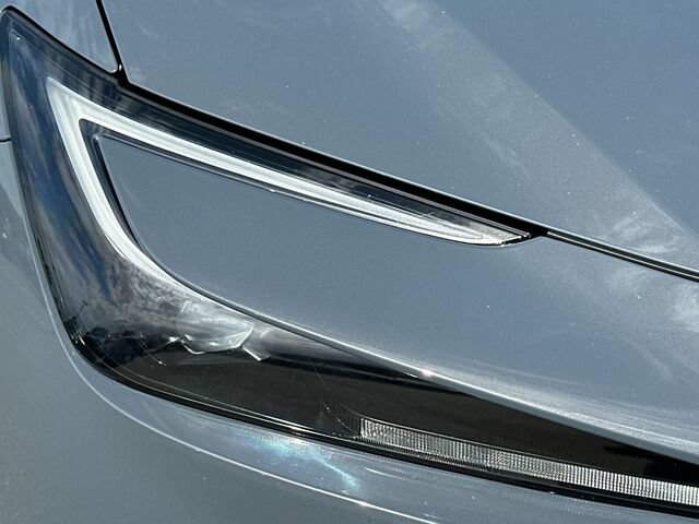 Used 2024 Toyota Prius LE FWD image 31