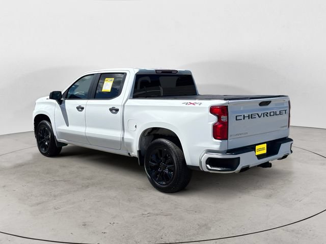 Used 2019 Chevrolet Silverado 1500 Custom w/ Custom Value Package AWD/4WD image 3