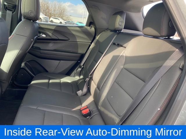 Used 2025 Chevrolet TrailBlazer RS w/ Convenience Package image 18