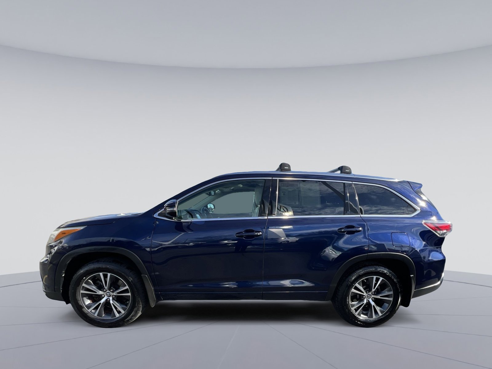Used 2016 Toyota Highlander XLE image 6