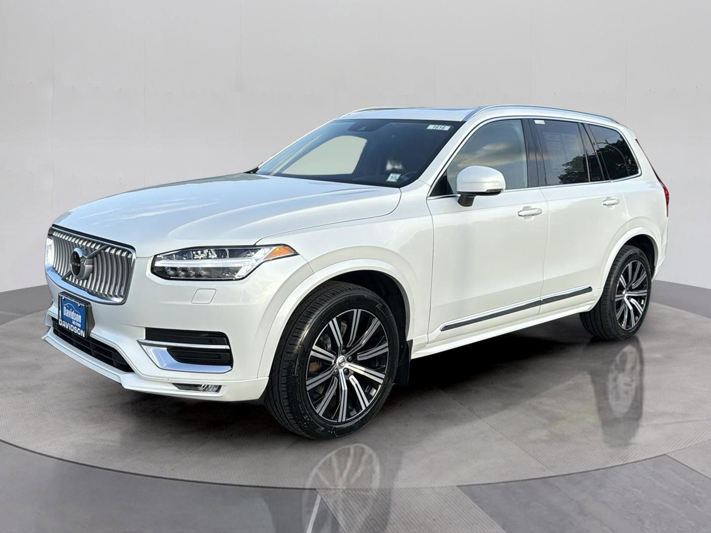 Used 2022 Volvo XC90 T6 Inscription w/ Climate Package image 1
