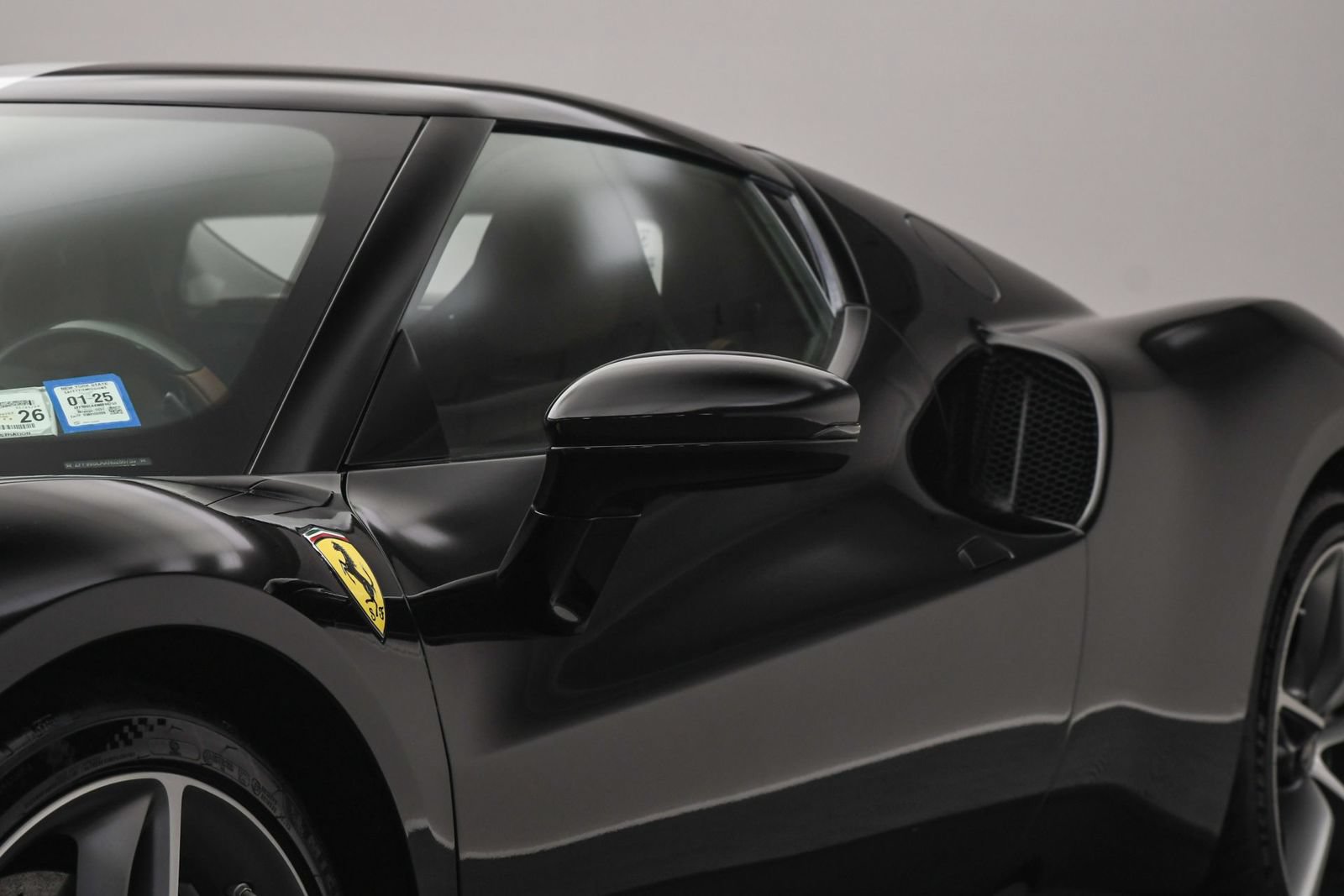 Used 2022 Ferrari 296 GTB RWD image 9