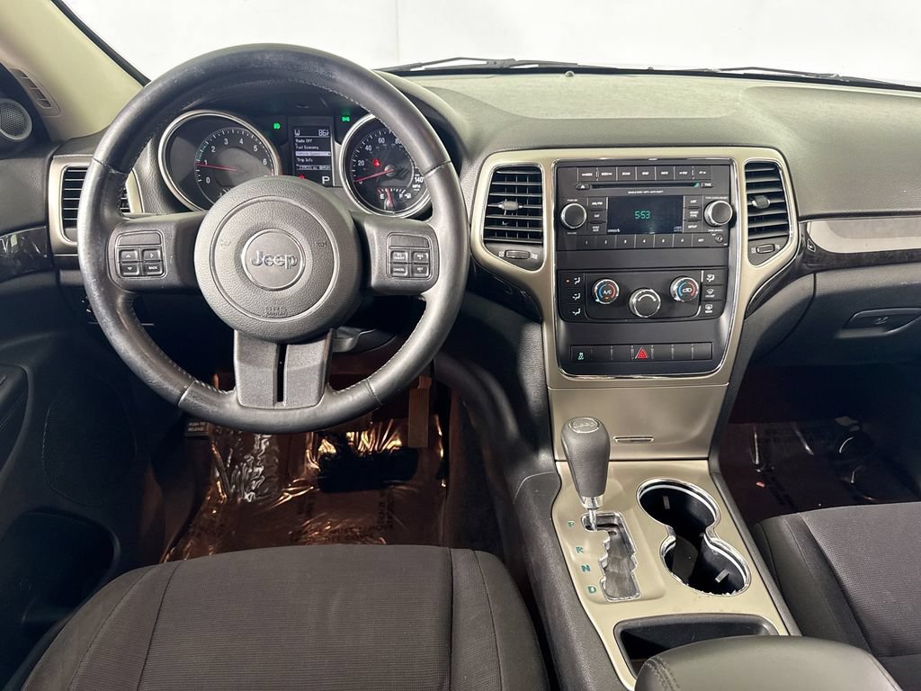 Used 2012 Jeep Grand Cherokee Laredo w/ Laredo E Group AWD/4WD image 20