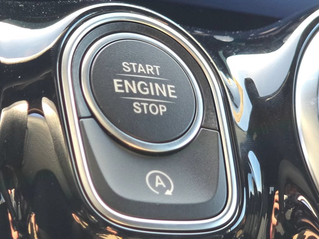 New 2026 Mercedes-Benz GLA 250 4MATIC image 35