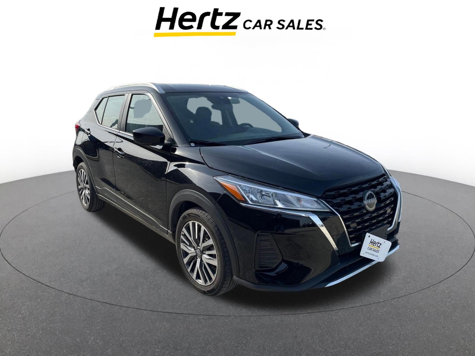 Used 2024 Nissan Kicks SV image 1