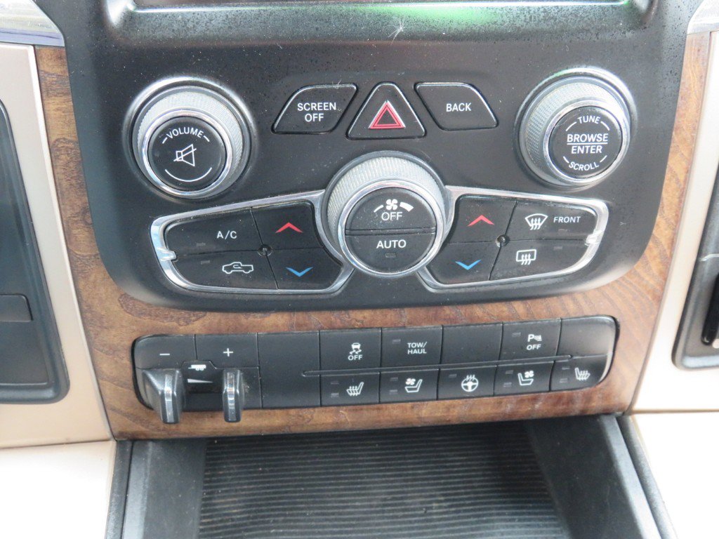 Used 2015 RAM 2500 Longhorn image 24