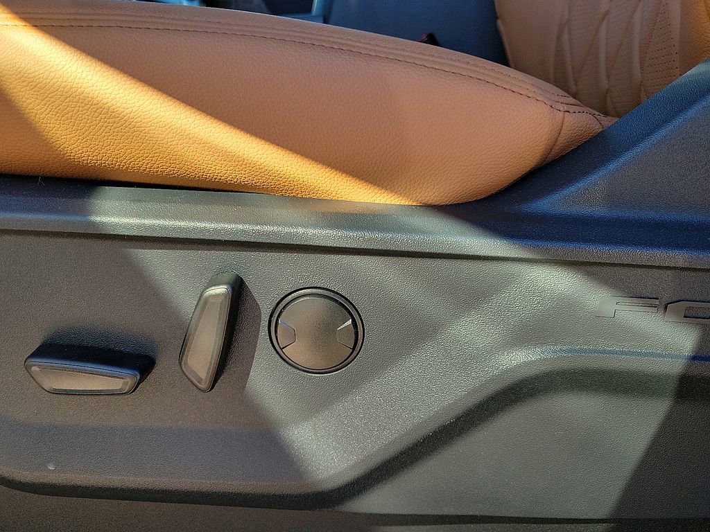 New 2026 Ford F250 Lariat w/ Lariat Premium Package image 20