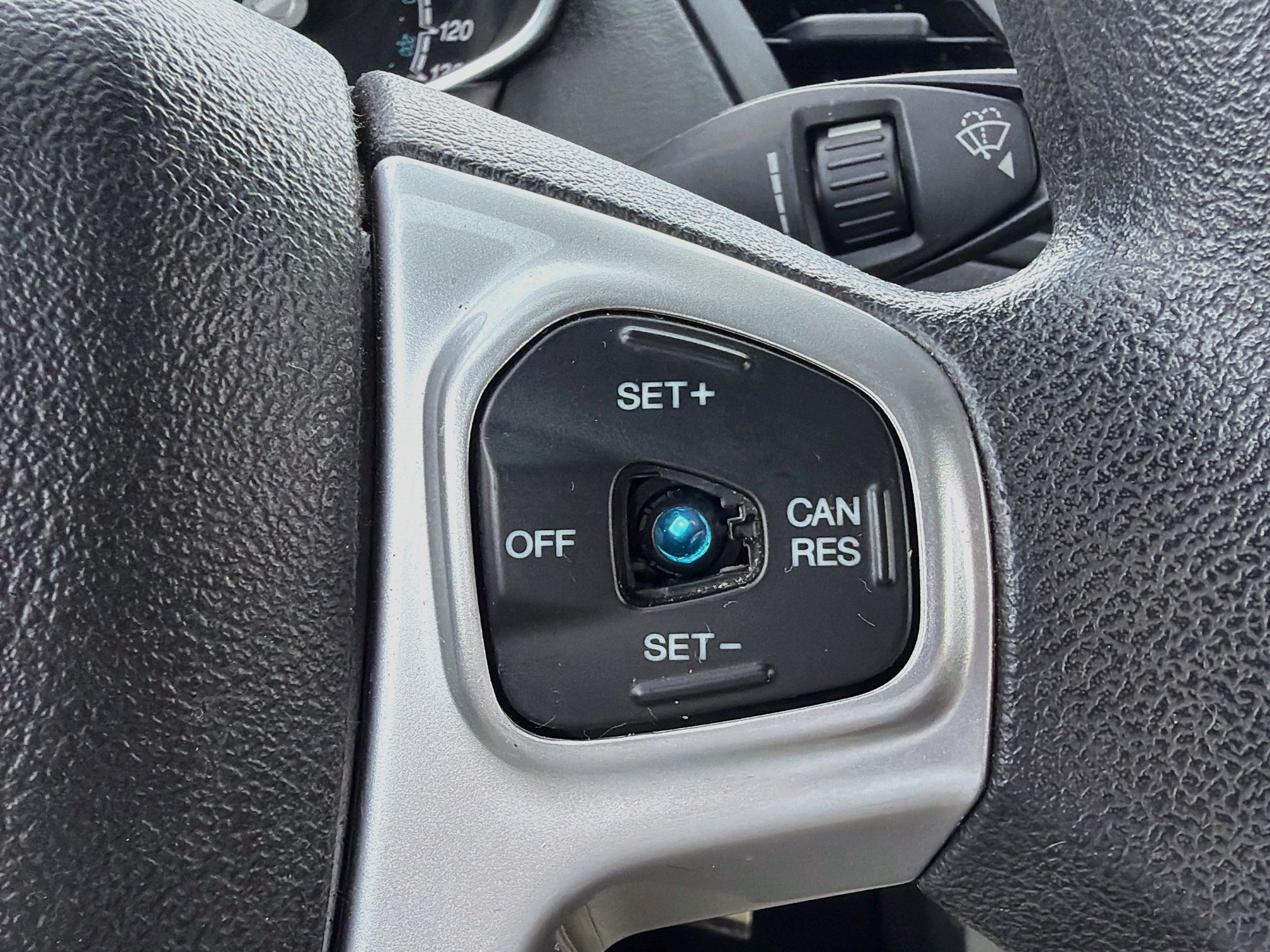 Used 2018 Ford Fiesta SE FWD image 34