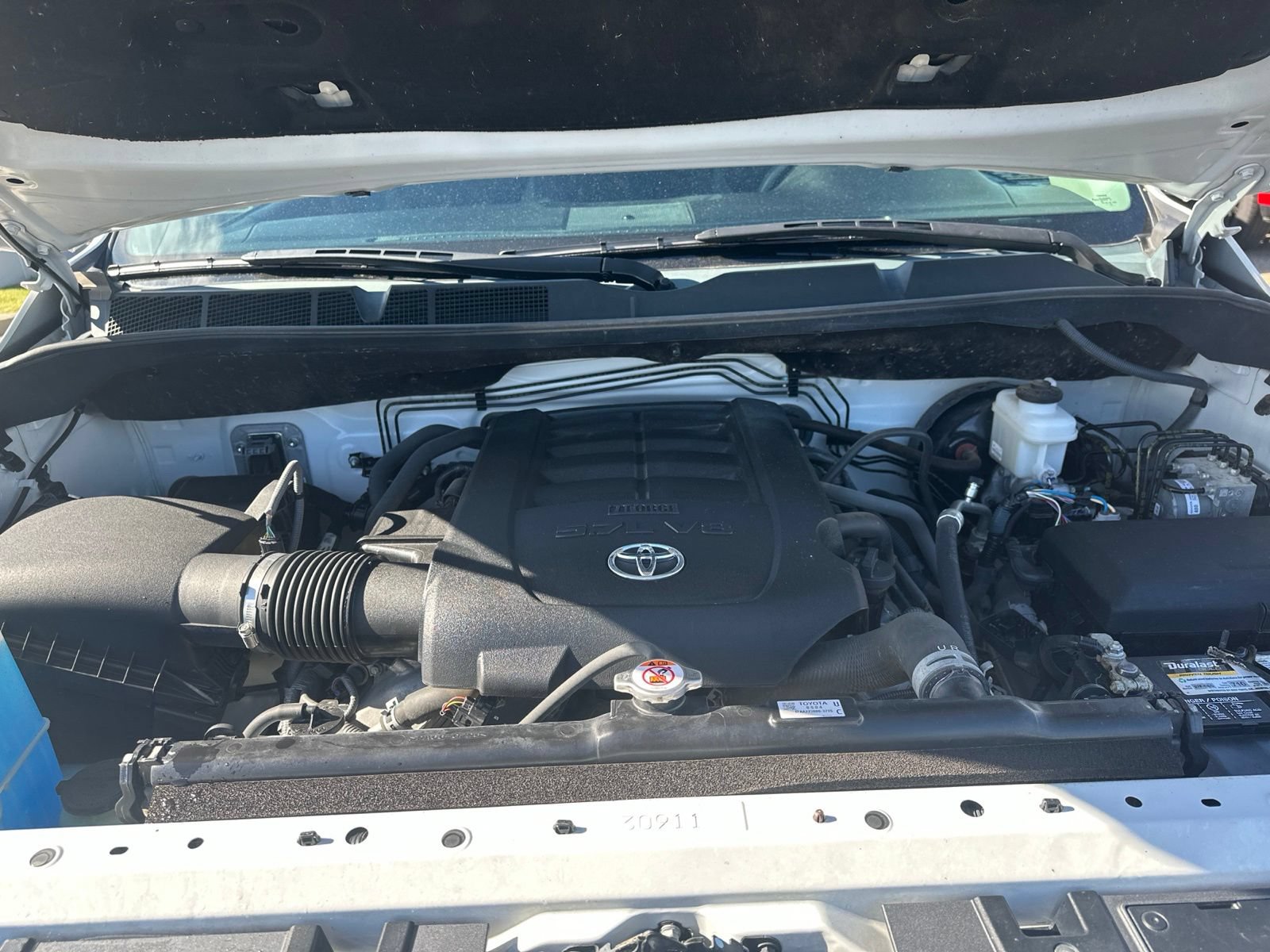 Used 2020 Toyota Tundra SR5 w/ SR5 Upgrade Package AWD/4WD image 43