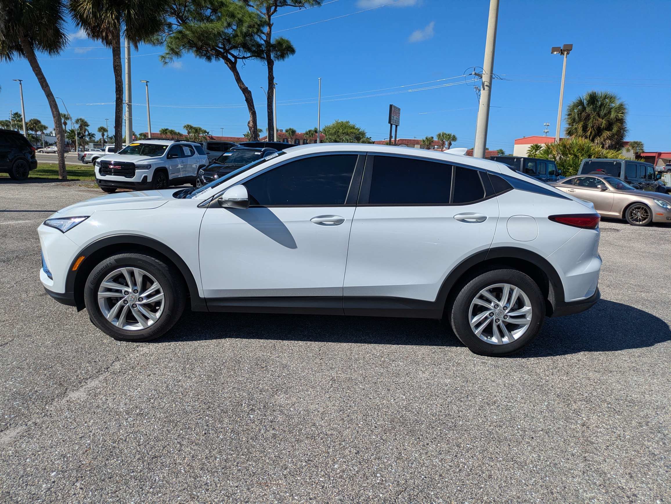 Used 2024 Buick Envista Preferred FWD image 7