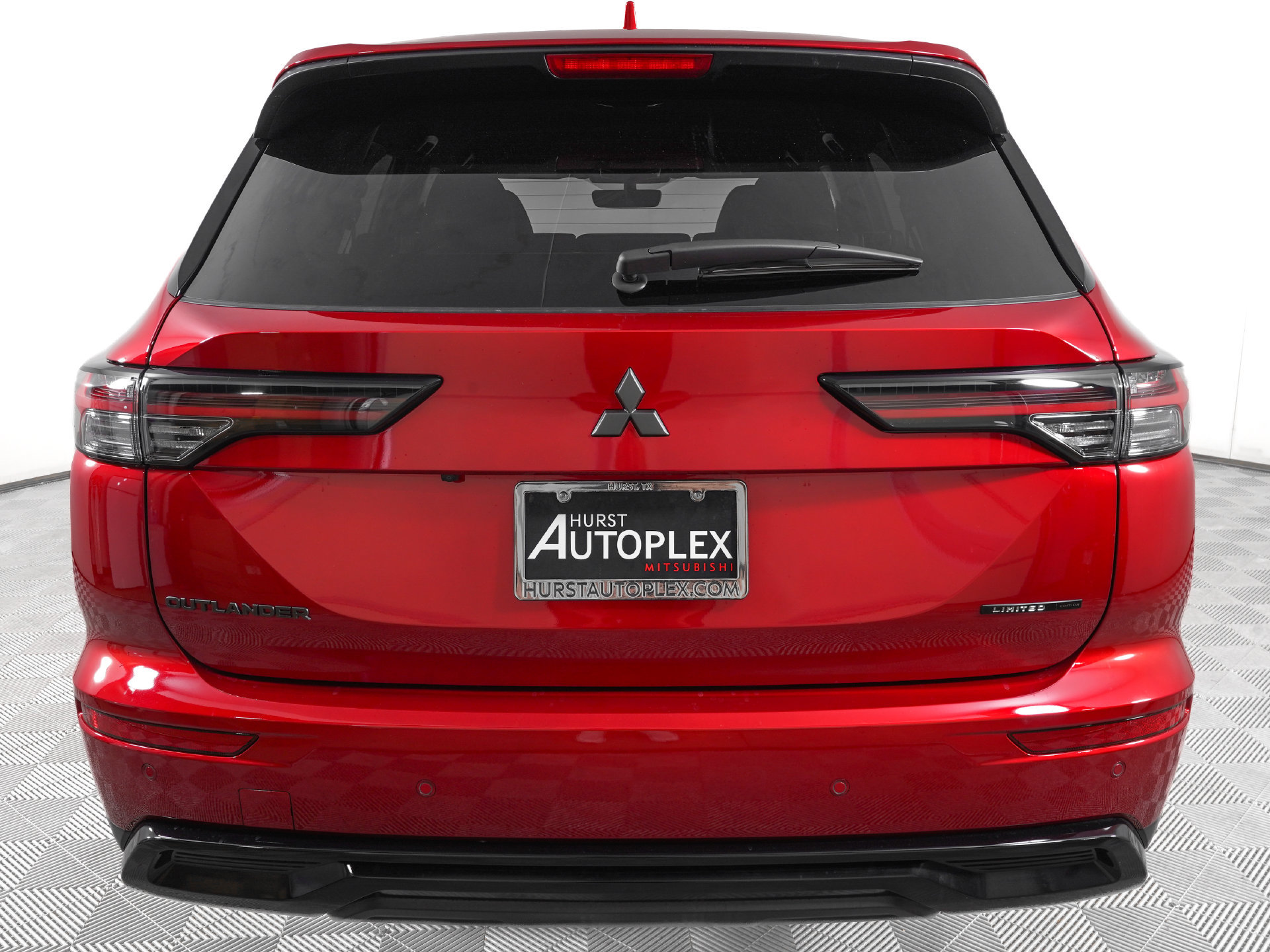 New 2026 Mitsubishi Outlander LE FWD image 7