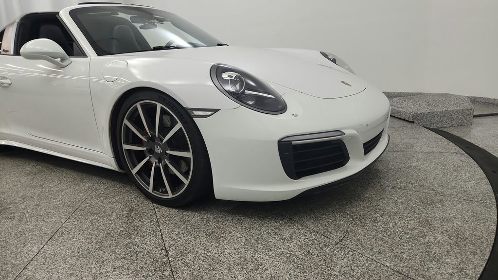 Used 2017 Porsche 911 Targa 4S AWD/4WD image 68
