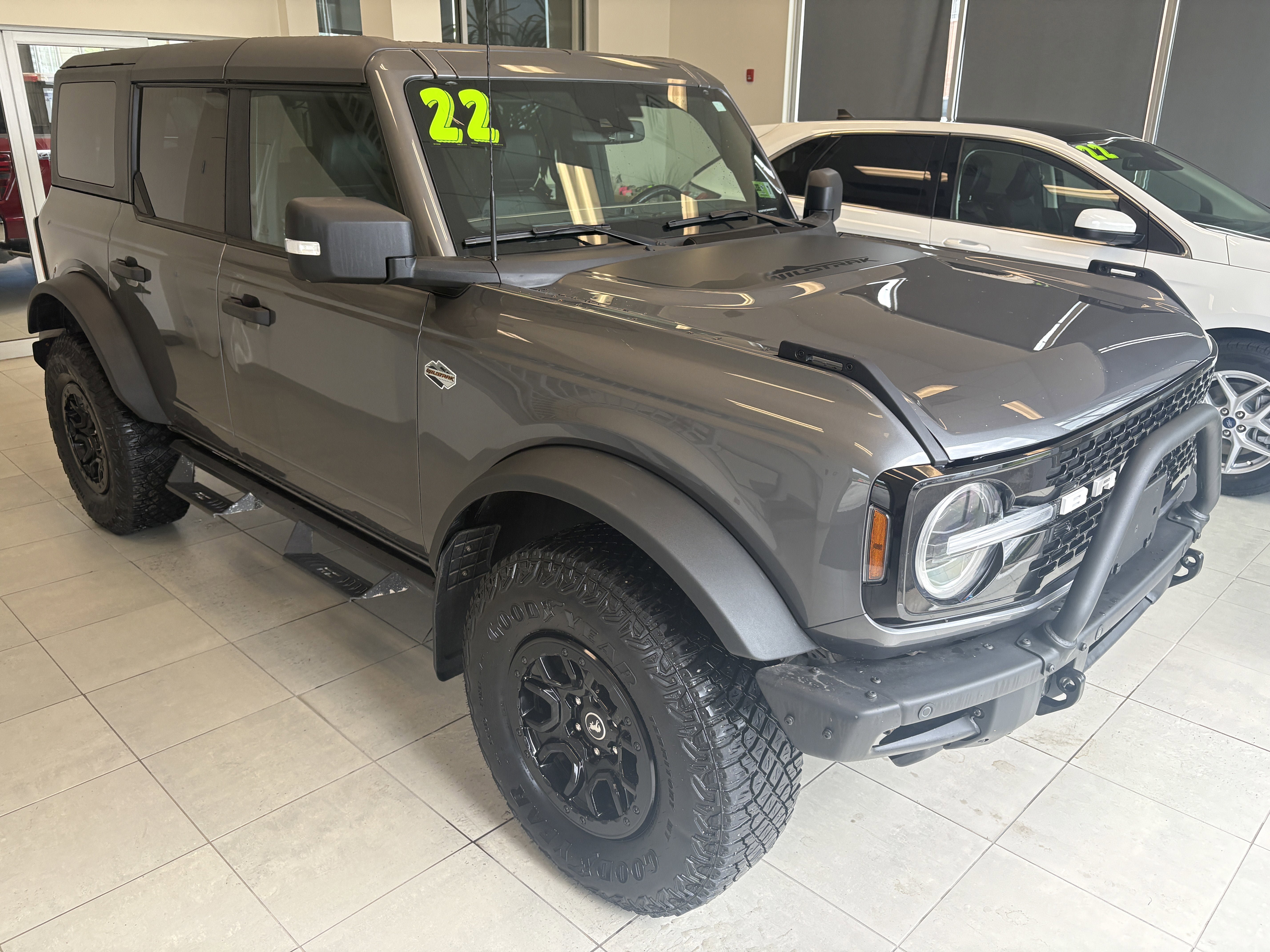 Used 2022 Ford Bronco Wildtrak AWD/4WD image 2