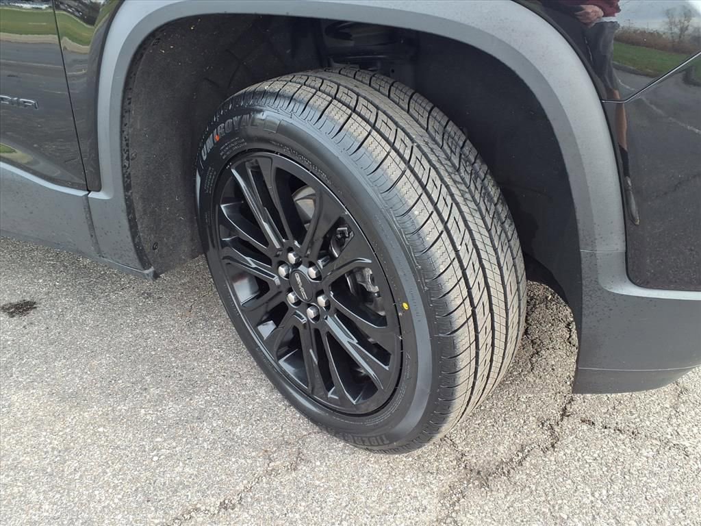 Certified 2022 GMC Acadia SLE w/ Driver Convenience Package image 40