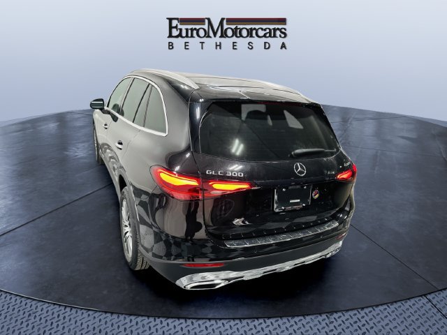 New 2027 Mercedes-Benz GLC 300 4MATIC image 2