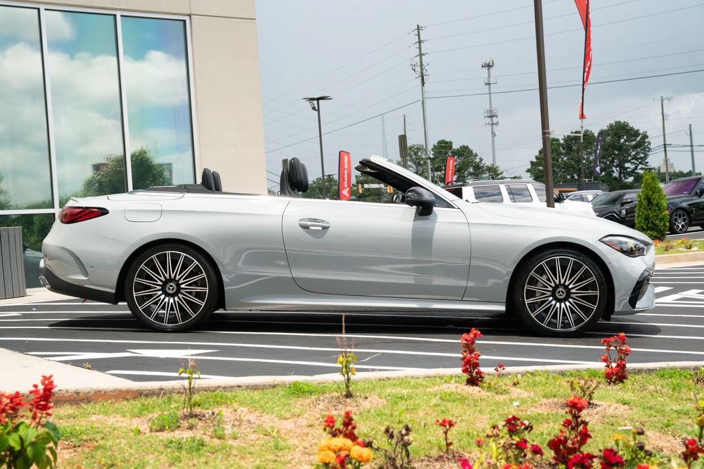 Used 2024 Mercedes-Benz CLE 450 4MATIC Cabriolet w/ Driver Assistance Package image 11