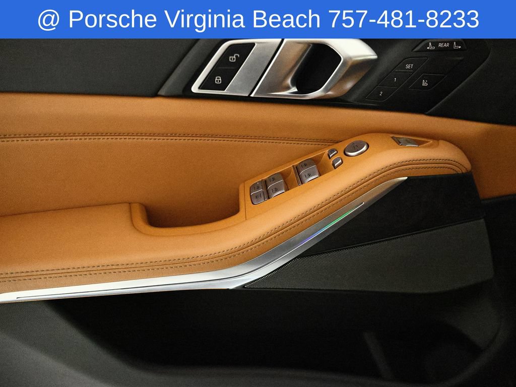 Used 2025 BMW X7 xDrive40i w/ Premium Package AWD/4WD image 19