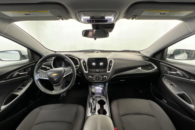 Used 2024 Chevrolet Malibu LT image 9